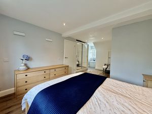 Photo 14- click for photo gallery